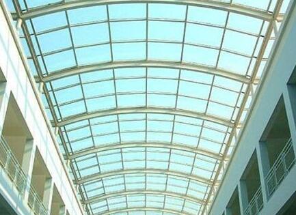 FRP采光板堆放在室外一段时间后为什么很快黄